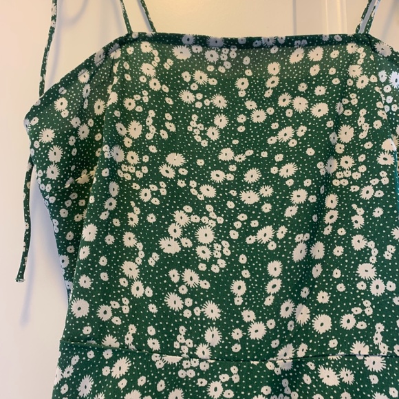 ZAFUL Ditsy Print Tie Shoulder Sleeveless Dress💕 - Picture 2 of 6